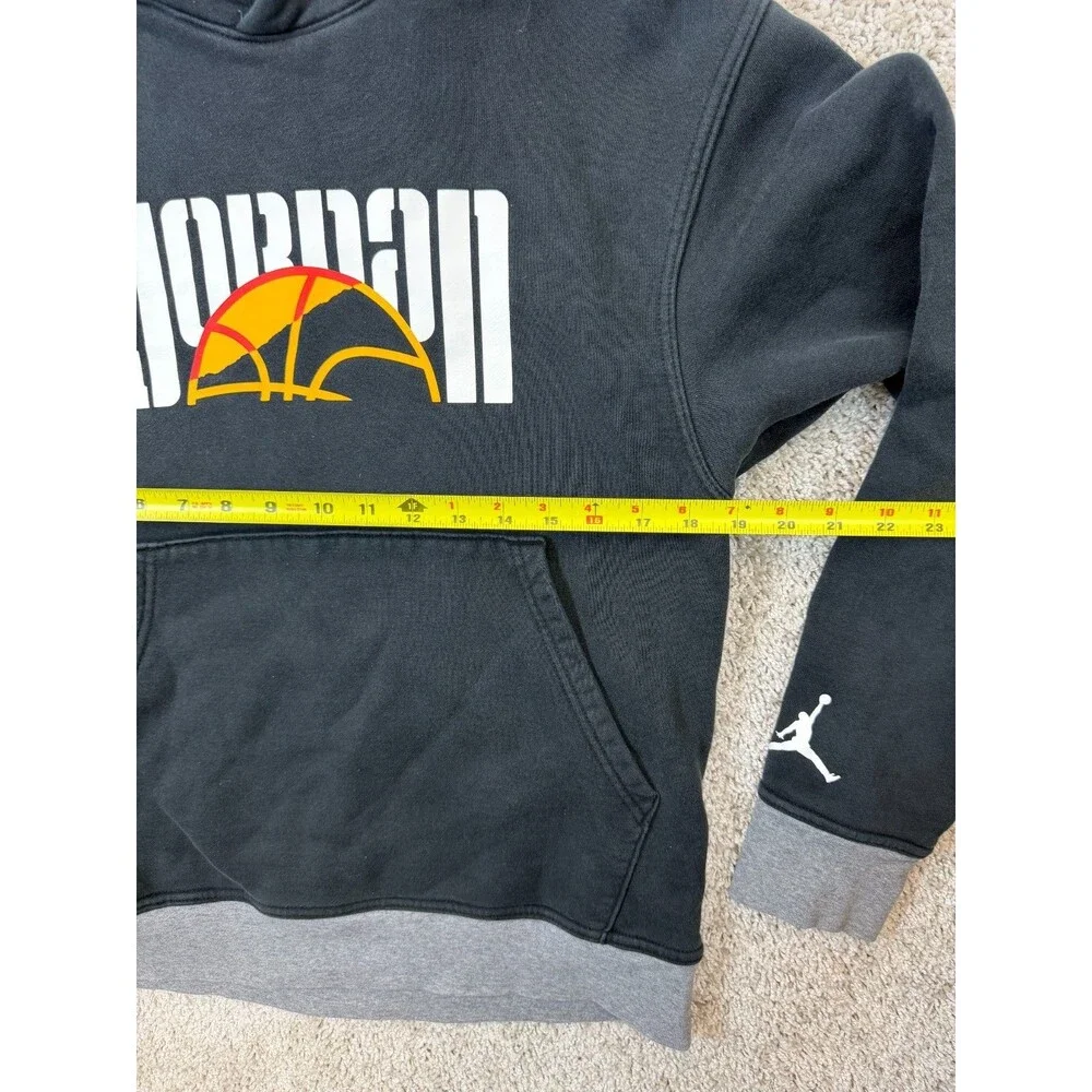 Nike Air Jordan Boys Hoodie Size S Black Gray Basketball Jumpman Pullover